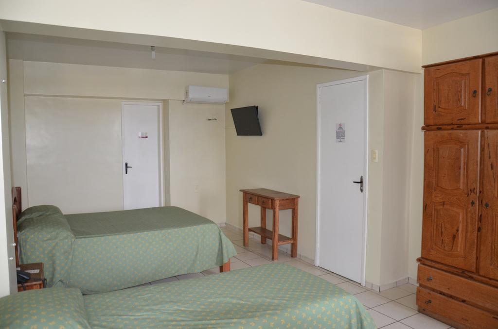 Hotel Vivo 加拉尼温斯 外观 照片
